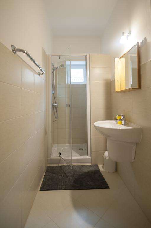 Park Apartman Hévíz Δωμάτιο φωτογραφία
