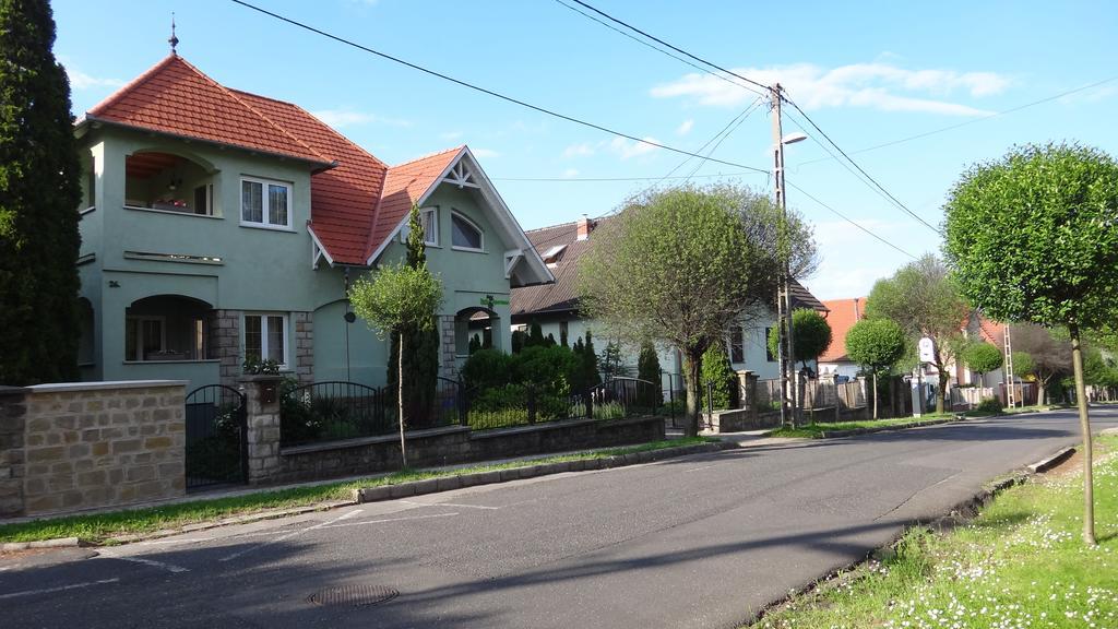 Park Apartman Hévíz Εξωτερικό φωτογραφία